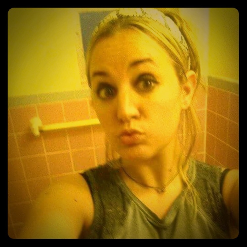 Meet your Posher, Norah